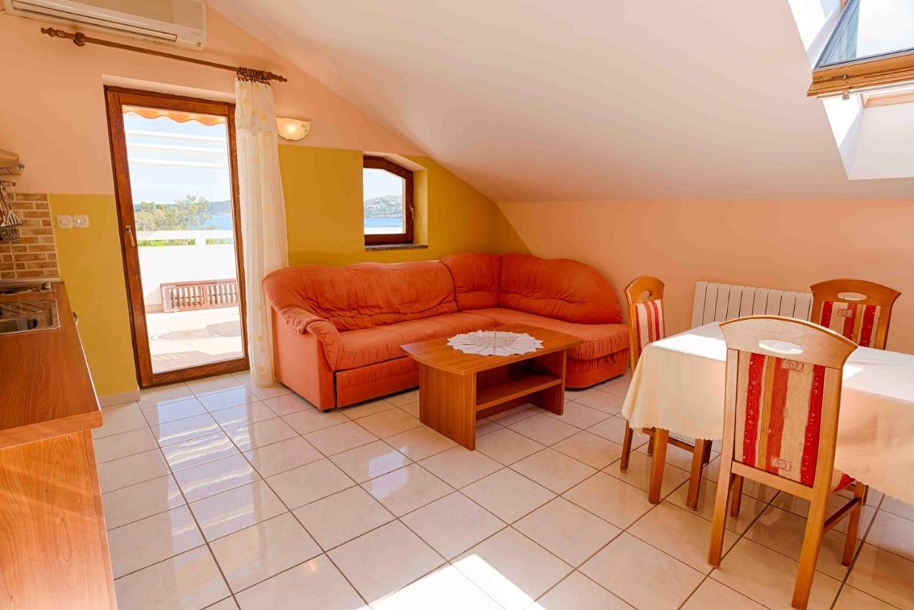 Apartamento Ariela At The Beach Stara Novalja Exterior foto