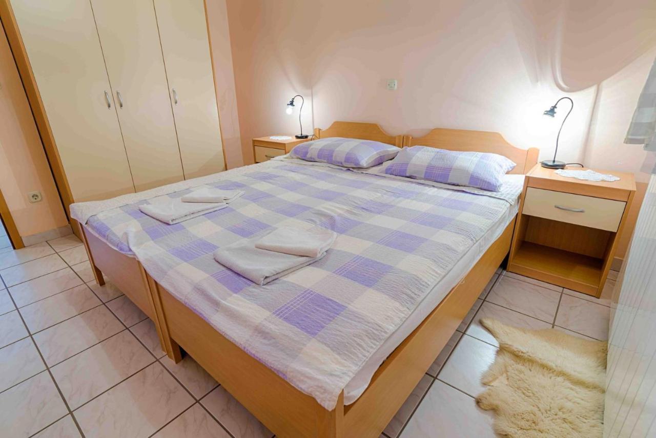 Apartamento Ariela At The Beach Stara Novalja Exterior foto