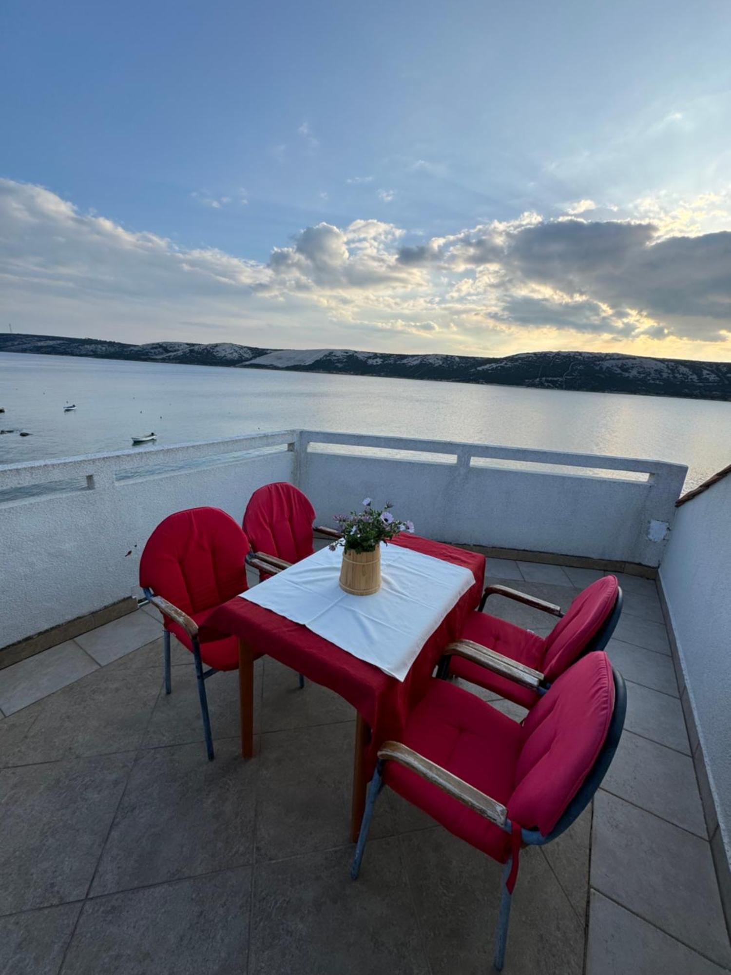 Apartamento Ariela At The Beach Stara Novalja Exterior foto